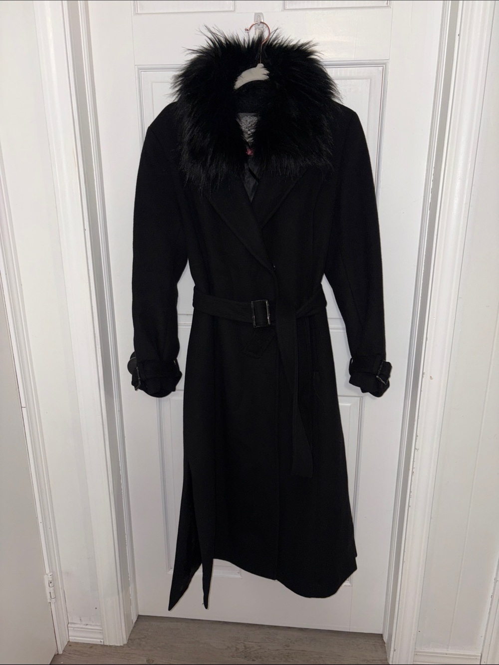 Vince Camuto Black Trench Coat with Faux Fur Collar - Picture 2 of 7